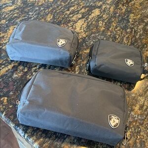 COPY Heys Set of 3 slate grey travel pouches NWOT